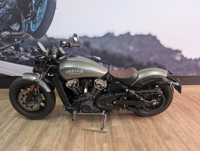 2022 INDIAN SCOUT BOBBER GREY