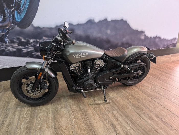 2022 INDIAN SCOUT BOBBER GREY