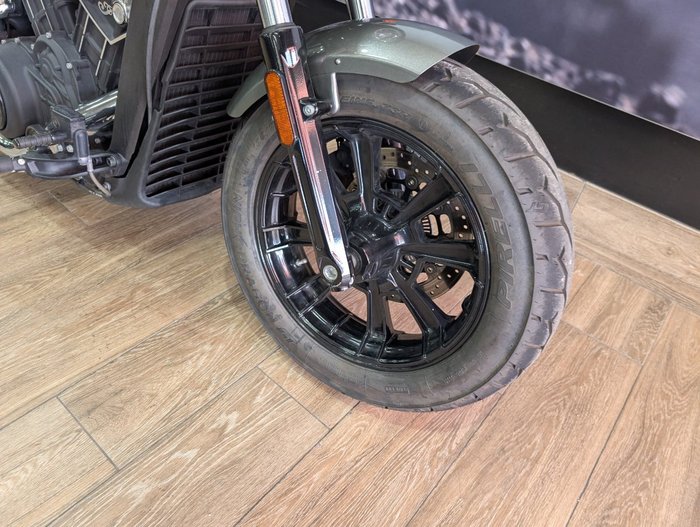 2022 INDIAN SCOUT BOBBER GREY