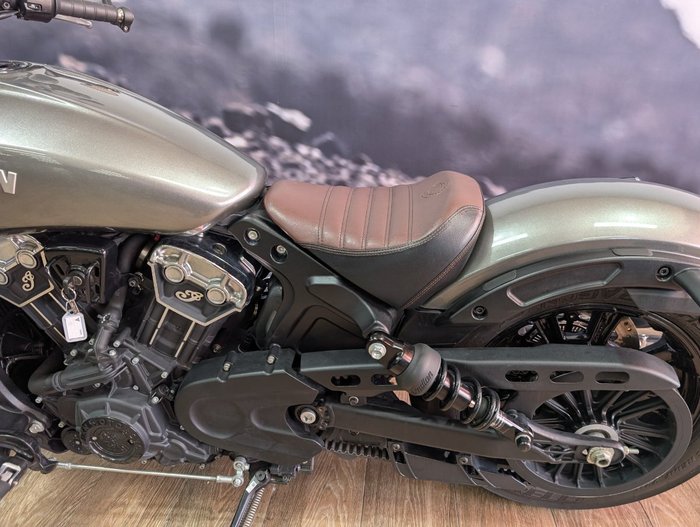 2022 INDIAN SCOUT BOBBER GREY