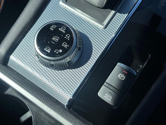 2024 Mitsubishi Outlander Exceed Tourer