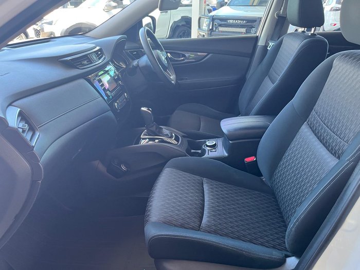 2020 Nissan X-TRAIL TS