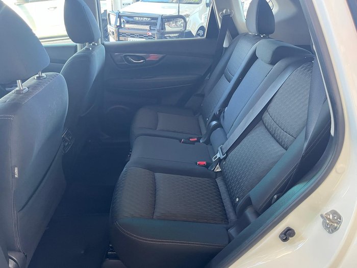 2020 Nissan X-TRAIL TS