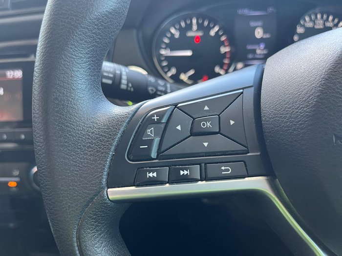 2020 Nissan X-TRAIL TS