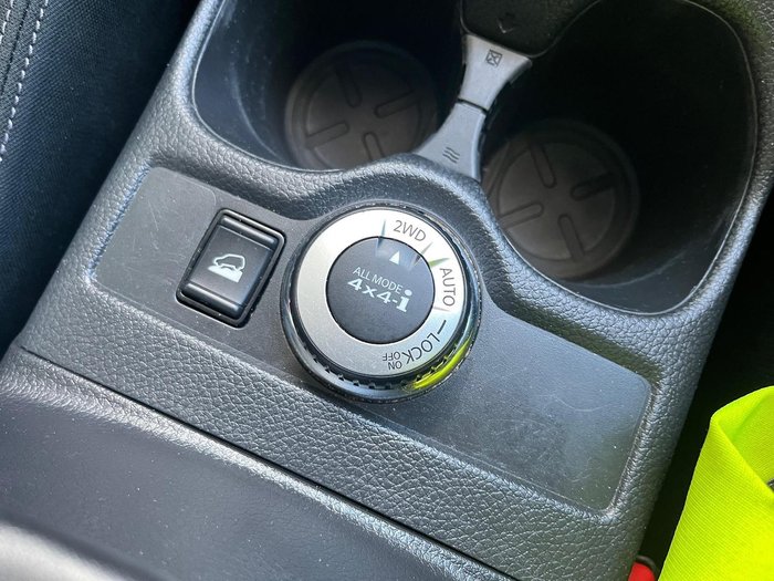 2020 Nissan X-TRAIL TS