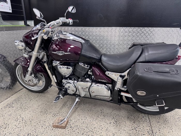 2011 Suzuki VZ1500 BOULEVARD (M90) MAROON