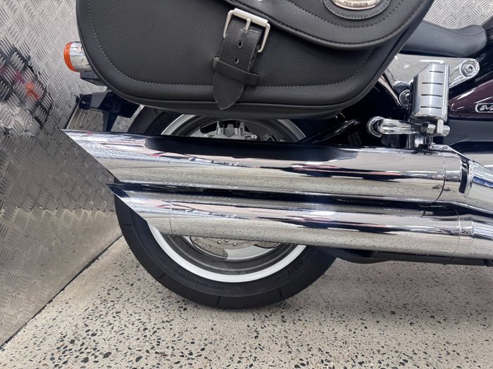 2011 Suzuki VZ1500 BOULEVARD (M90) MAROON