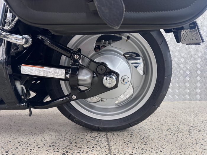 2011 Suzuki VZ1500 BOULEVARD (M90) MAROON