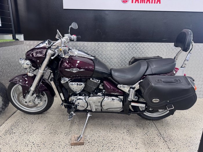 2011 Suzuki VZ1500 BOULEVARD (M90) MAROON