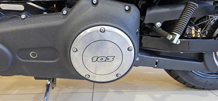 Harley-davidson 2016 HARLEY DAVIDSON 1690CC FXDB STREET BOB 103 Blue