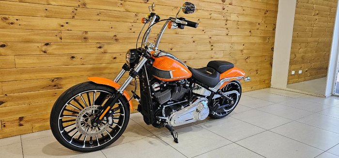 2023 Harley-davidson FXBR BREAKOUT (117) BAJA ORANGE