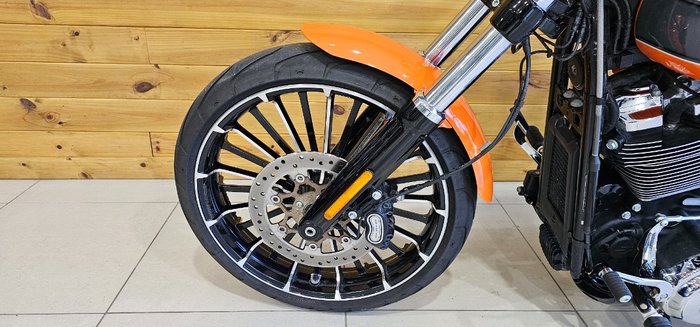 2023 Harley-davidson FXBR BREAKOUT (117) BAJA ORANGE