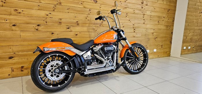 2023 Harley-davidson FXBR BREAKOUT (117) BAJA ORANGE
