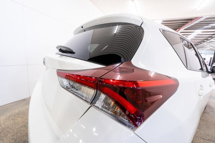 2018 Toyota Corolla Ascent Sport