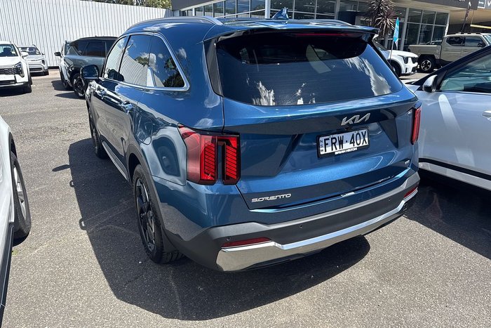 2025 Kia Sorento Sport