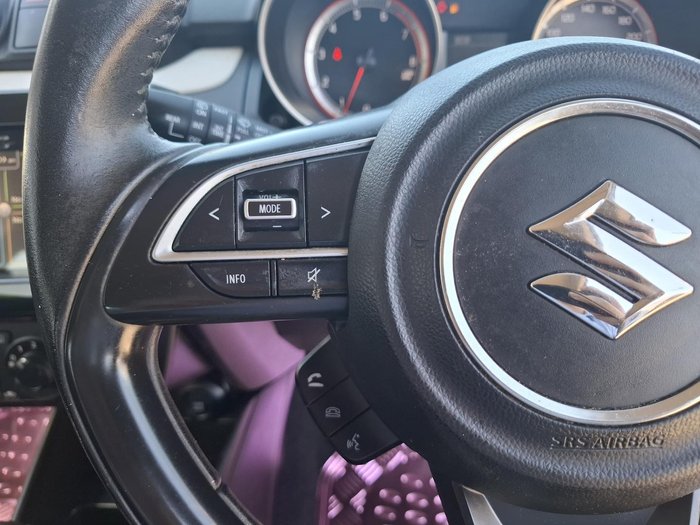 2017 Suzuki Swift GL Navigator