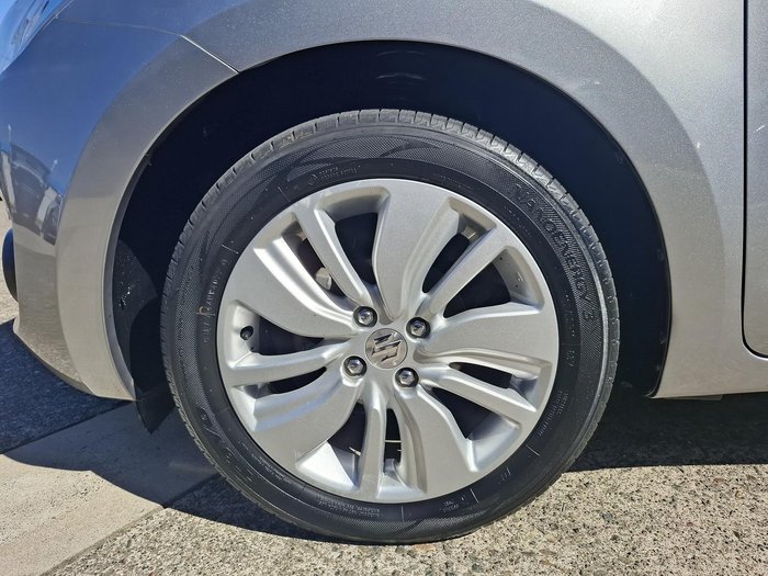 2017 Suzuki Swift GL Navigator