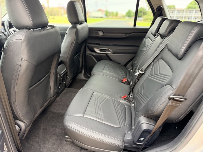 2025 Ford Everest Trend