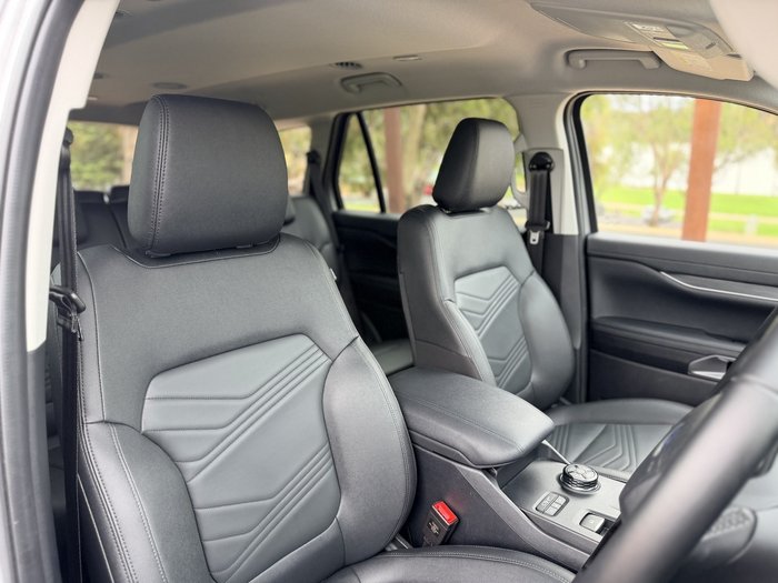 2025 Ford Everest Trend