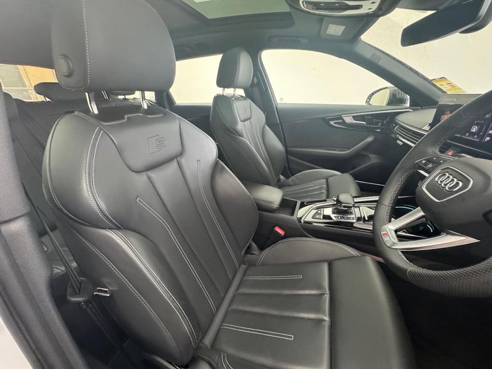 2024 Audi A4 45 TFSI S line