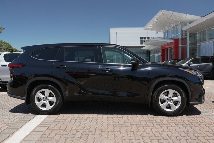 2022 Toyota Kluger GX