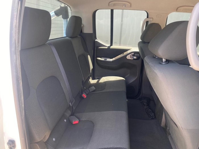 2013 Nissan Navara ST D40 Series 6 4X4 Dual Range Arctic White