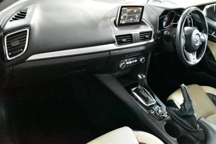 2014 Mazda 3 SP25 Astina