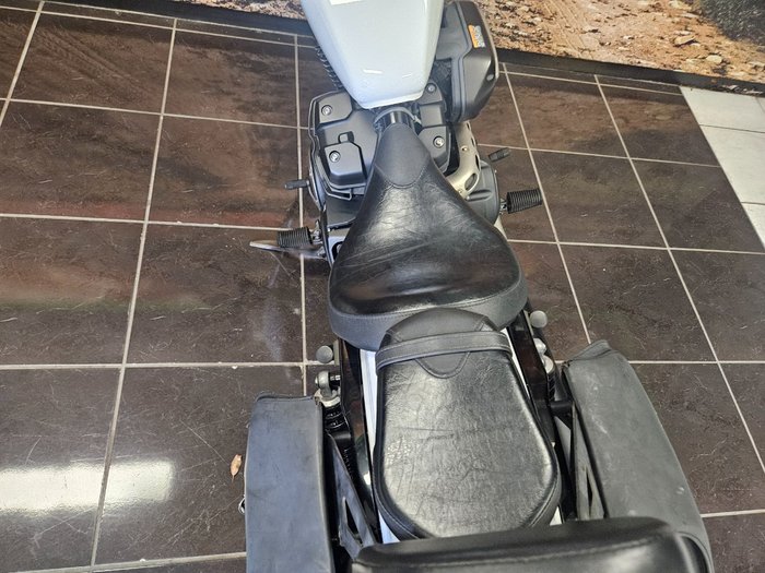 2014 Yamaha BOLT BLUE