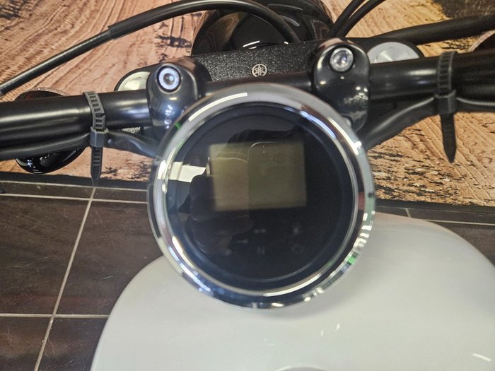 2014 Yamaha BOLT BLUE