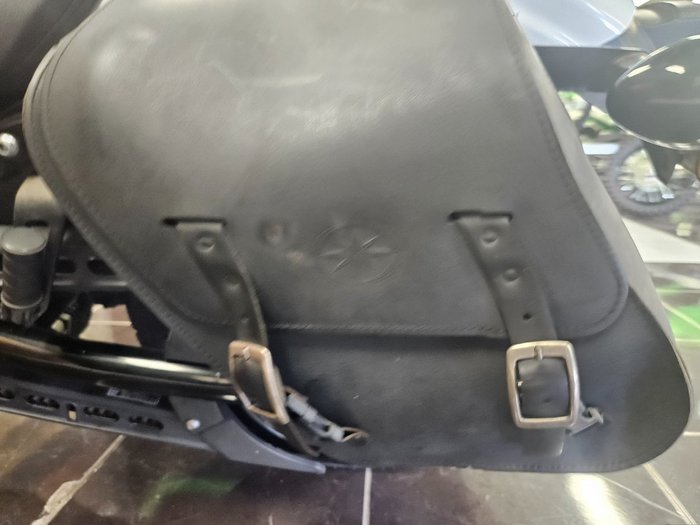 2014 Yamaha BOLT BLUE