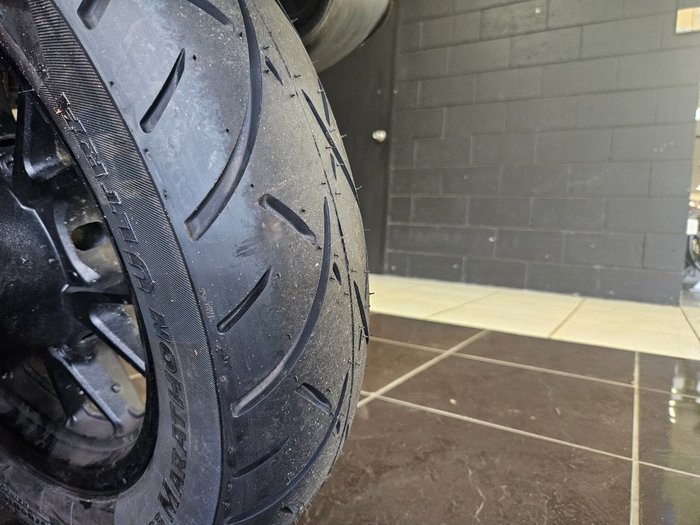 2014 Yamaha BOLT BLUE