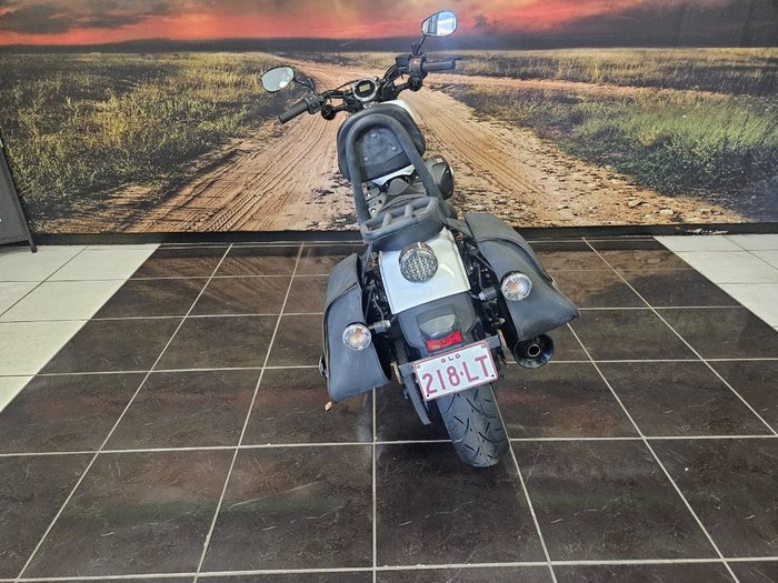 2014 Yamaha BOLT BLUE