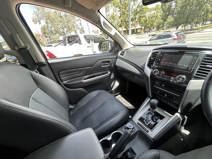 2023 Mitsubishi Triton Xtreme