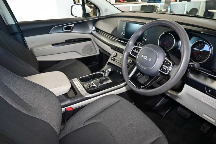 2023 Kia Carnival S