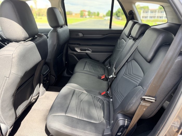 2025 Ford Everest Trend