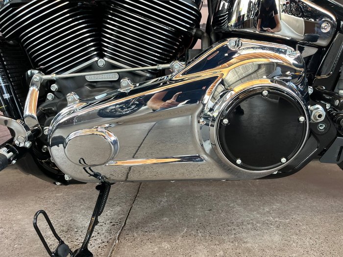 2025 Harley-davidson FXBR BREAKOUT (117) MIDNIGHT FIRESTORM