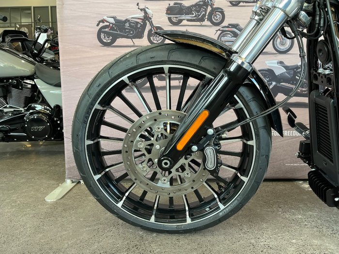 2025 Harley-davidson FXBR BREAKOUT (117) MIDNIGHT FIRESTORM