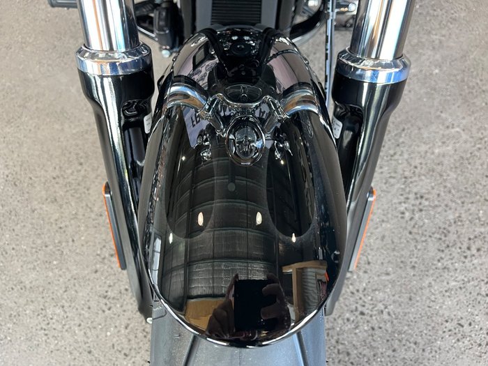 2025 Harley-davidson FXBR BREAKOUT (117) MIDNIGHT FIRESTORM