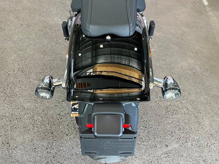 2025 Harley-davidson FXBR BREAKOUT (117) MIDNIGHT FIRESTORM