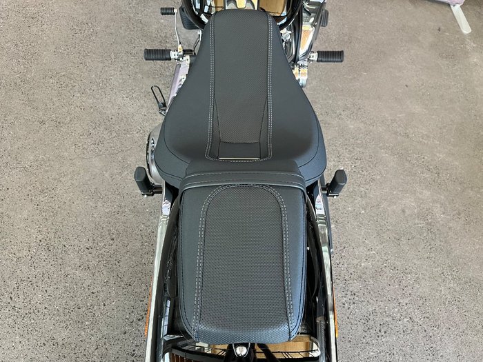 2025 Harley-davidson FXBR BREAKOUT (117) MIDNIGHT FIRESTORM