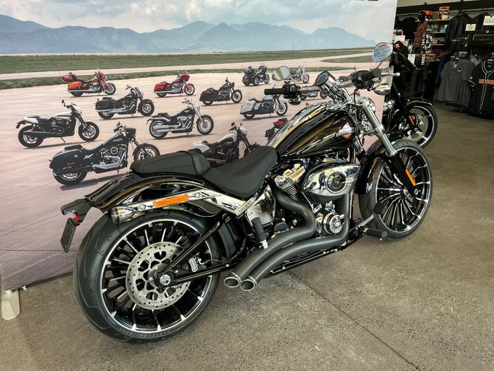 2025 Harley-davidson FXBR BREAKOUT (117) MIDNIGHT FIRESTORM