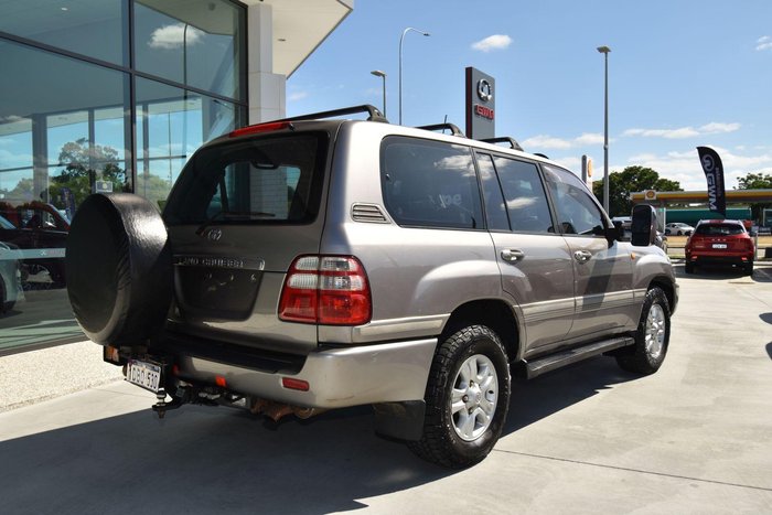 2005 Toyota Landcruiser Sahara