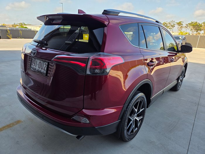 2017 Toyota RAV4 GXL