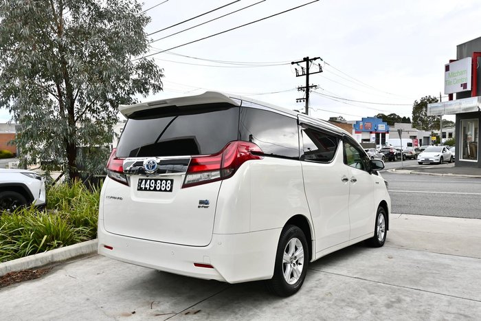2015 Toyota Alphard Hybrid AYH30W White