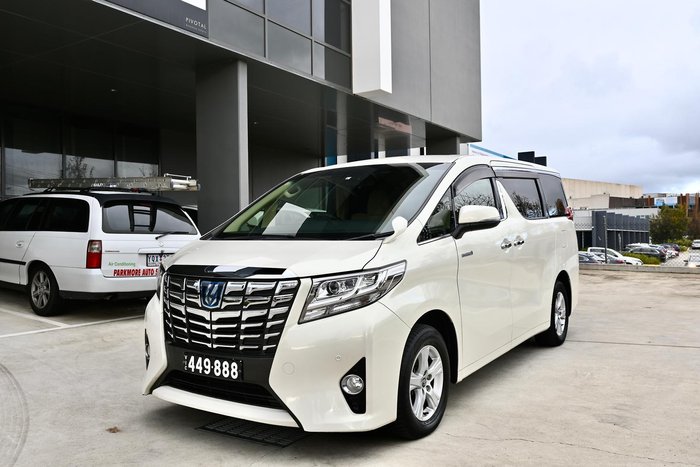 2015 Toyota Alphard Hybrid AYH30W White