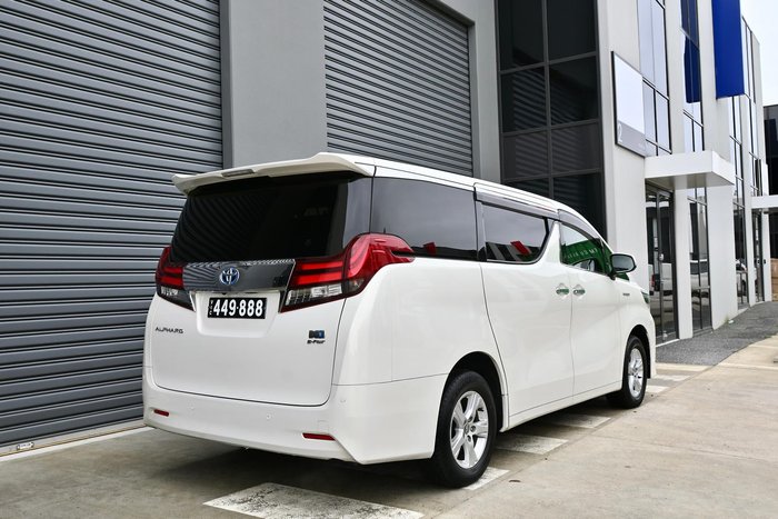 2015 Toyota Alphard Hybrid AYH30W White