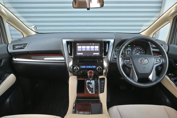 2015 Toyota Alphard Hybrid AYH30W White