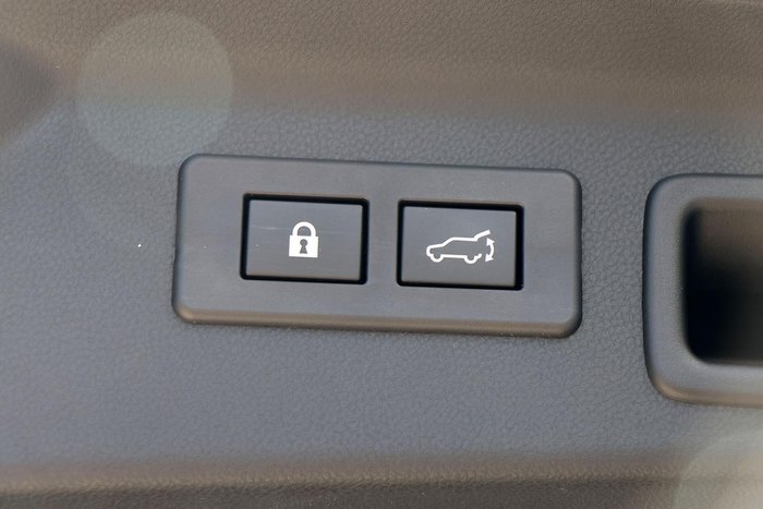 2025 Subaru Forester Touring S6 MY26 AWD Crystal White