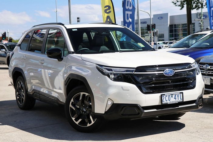 2025 Subaru Forester Touring S6 MY26 AWD Crystal White