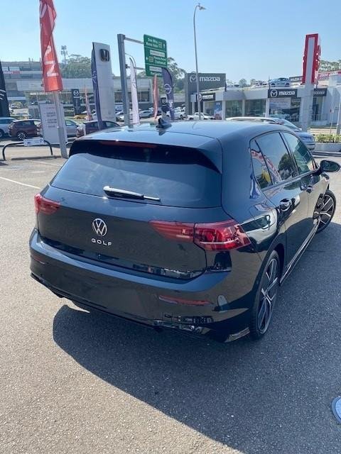 2025 Volkswagen Golf 110TSI R-Line